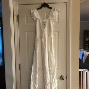 Zesica Small Elegant White Lace Maxi Dress NWT